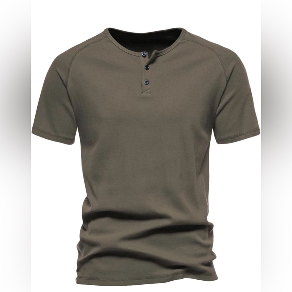 Men's Short Sleeve Henley Tee in Olive
